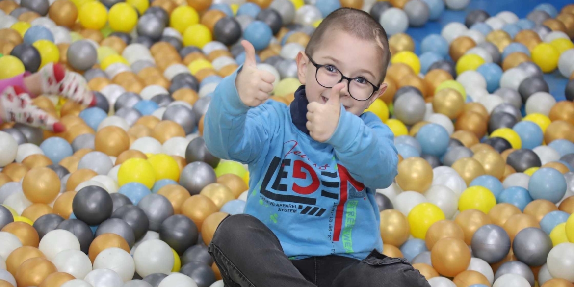 Вінницькі поліцейські зробили День Миколая особливим для дітей загиблих правоохоронців