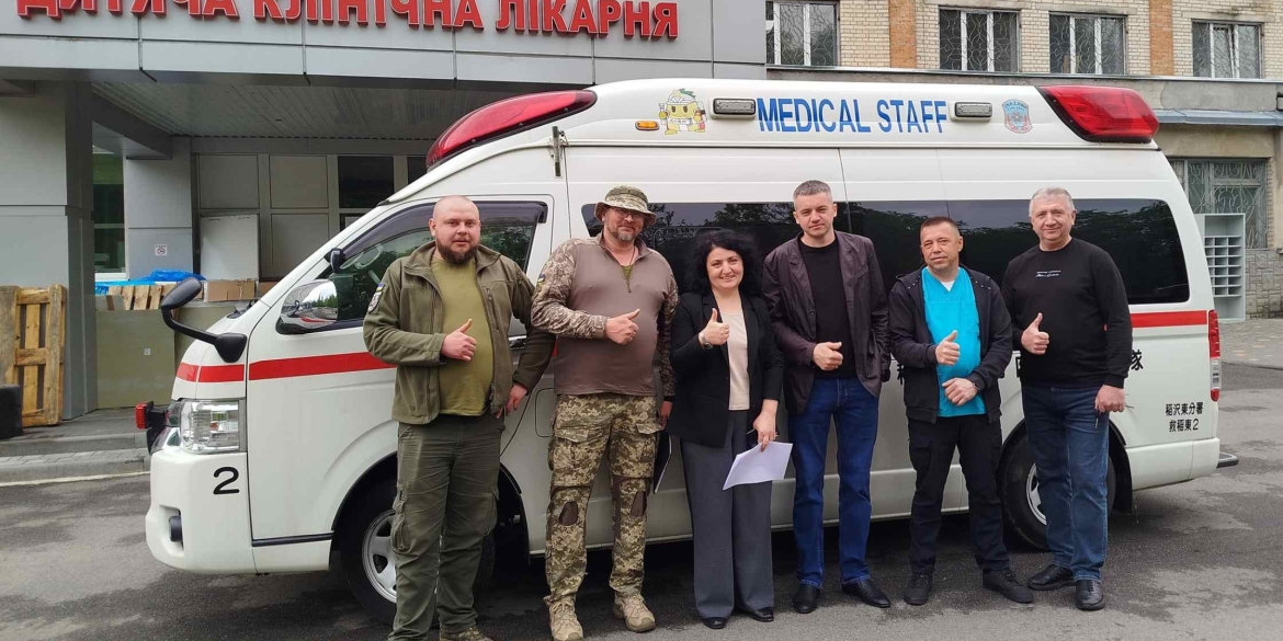 Вінницьку «швидку» передали військовим медикам на Куп'янський напрямок