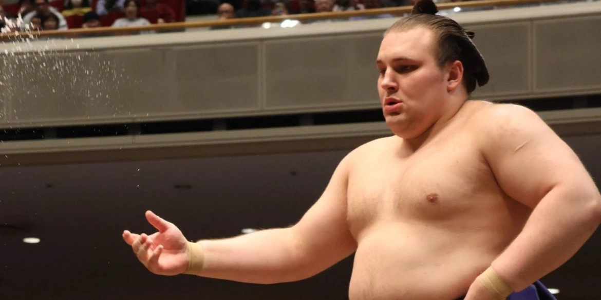 Вінницький сумоїст Аонішікі вирвався в лідери японського турніру Hatsu Basho