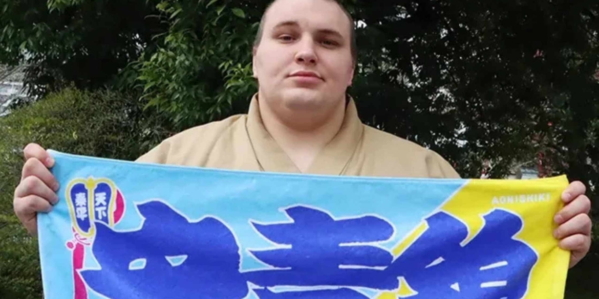 Вінницький сумоїст Аонішікі здобув десяту перемогу на турнірі Kyushu