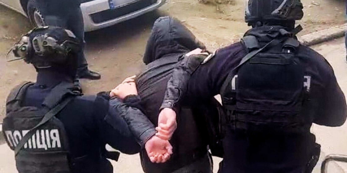 Вісім років за гратами присудили розбійнику за напад вінничанку