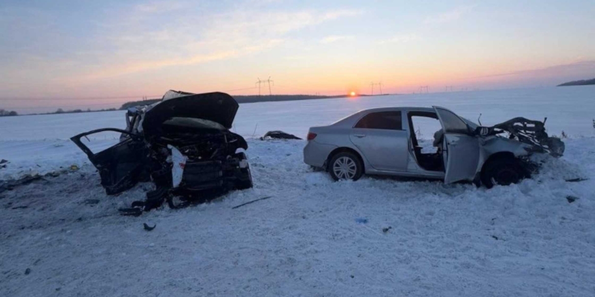 Внаслідок зіткнення двох легковиків у Вінницькому районі травмувалися четверо людей