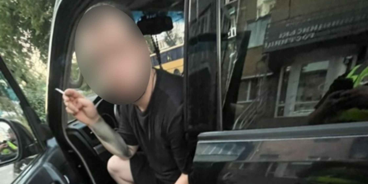 Водій вінницького позашляховика сів за кермо у стані наркосп'яніння