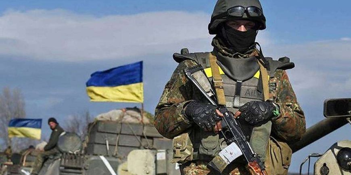 Воєнний стан та загальну мобілізацію в Україні продовжили на три місяці