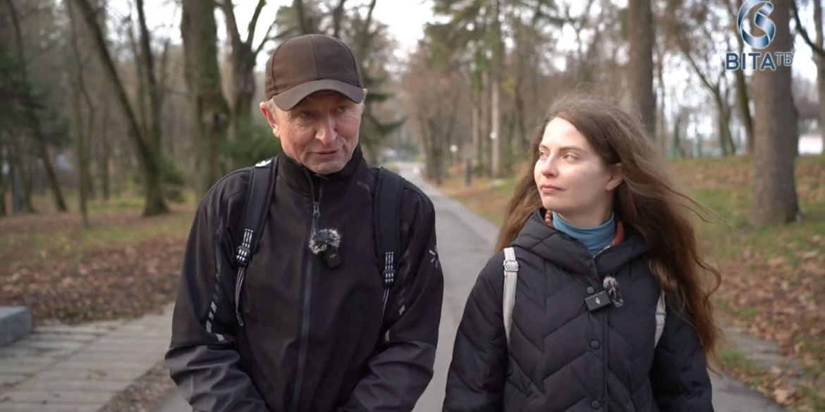 Волонтери ініціативної групи Замасковані плетуть у Вінниці маскувальні сітки