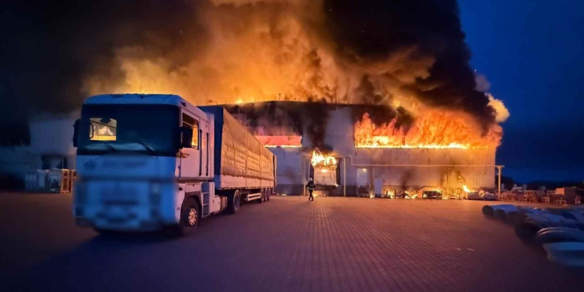 Воєнний злочин держава-агресорка атакувала промислові об’єкти у Вінниці
