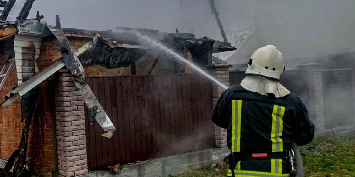 Вранці на Вінниччині горіла господарська будівля