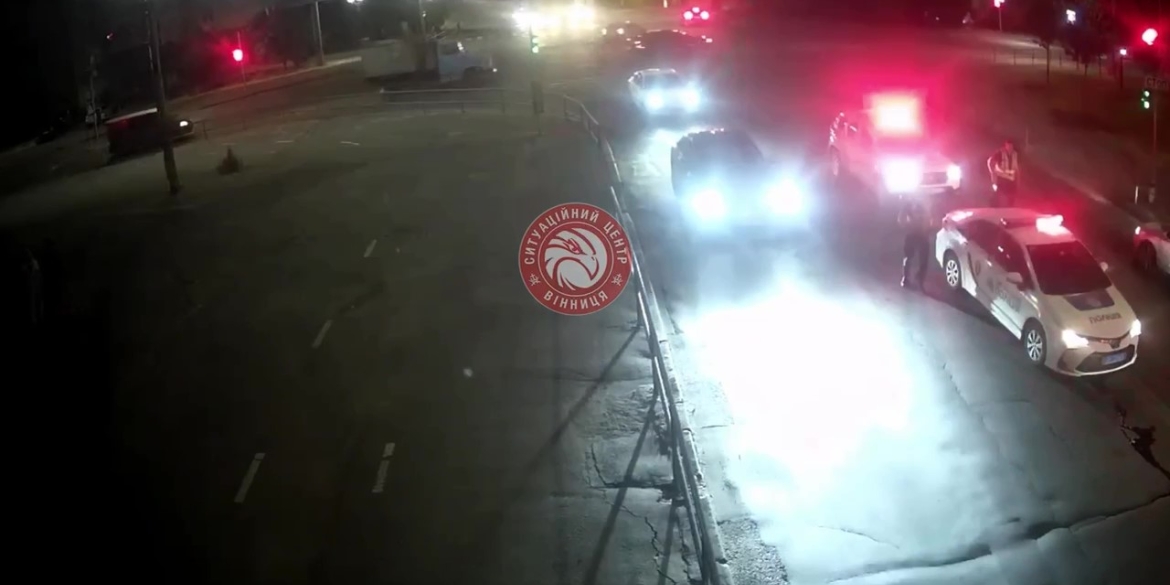 Ввечері у Вінниці відбулось лобове двох автомобілів