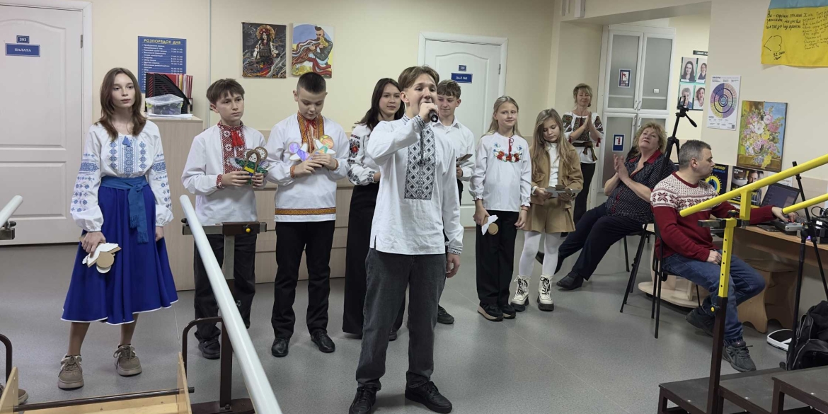 Вихованці Вінницької дитячої школи мистецтв влаштували благодійні концерти для захисників