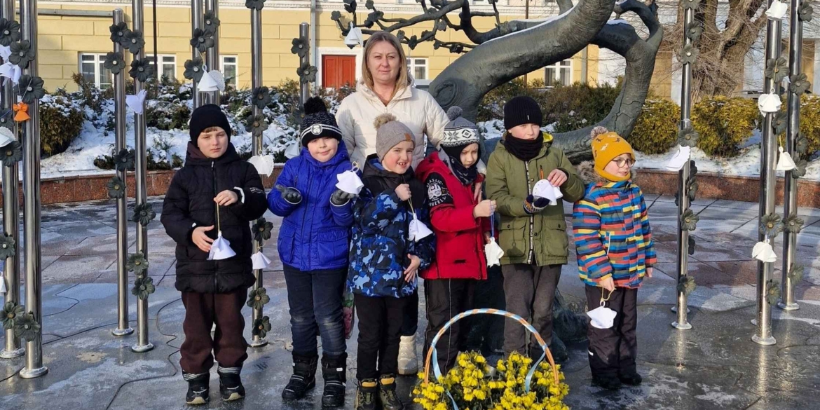 Вихованці VinSmart Центру долучилися до вшанування пам’яті Героїв Небесної Сотні