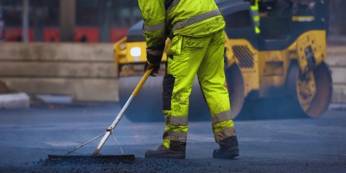 Використали 640 тонн асфальту на яких напрямках Вінниччини тепер легше проїхати