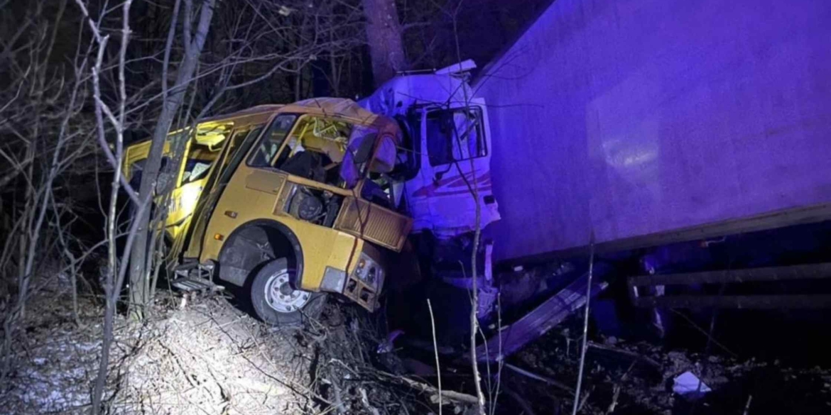 Винуватець ДТП, в якій на Вінниччині загинуло двоє людей, сяде на шість років