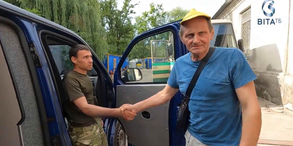 Як Білі янголи рятують цивільних ексклюзивний репортаж із прифронтової евакуації