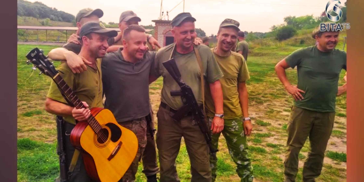 Як вінницький колектив “Крила” підтримує українських захисників