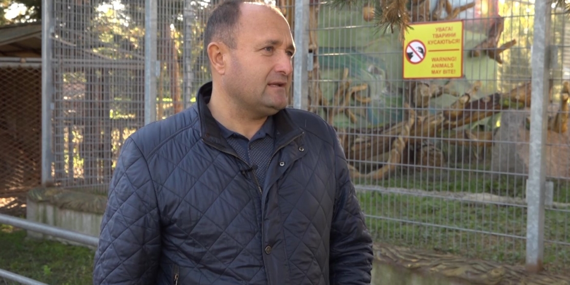 Як живуть врятовані тварини у Подільському зоопарку