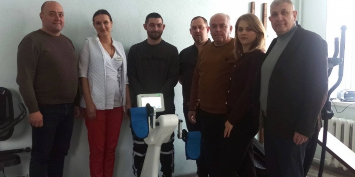 Ямпільська громада отримала зі Швеції сучасний пристрій для реабілітації