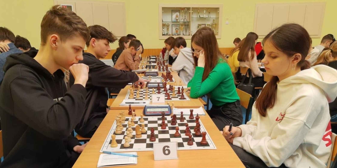 Юні вінницькі шахісти розпочали рік з вагомих перемог на обласному рівні