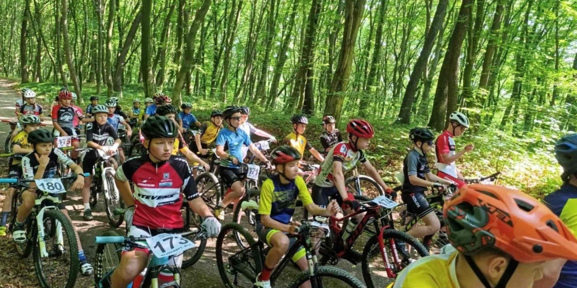Юні вінницькі спортсмени виграли чотири медалі на чемпіонаті країни з маунтенбайку