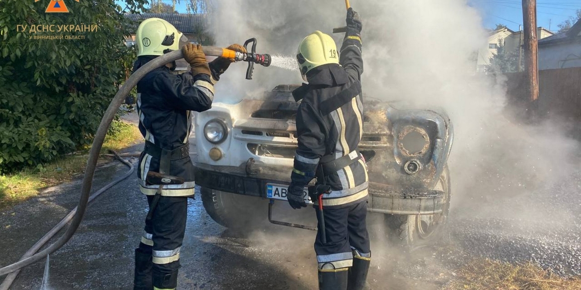 За добу, 10 жовтня, вінницькі рятувальники ліквідували дев'ять пожеж