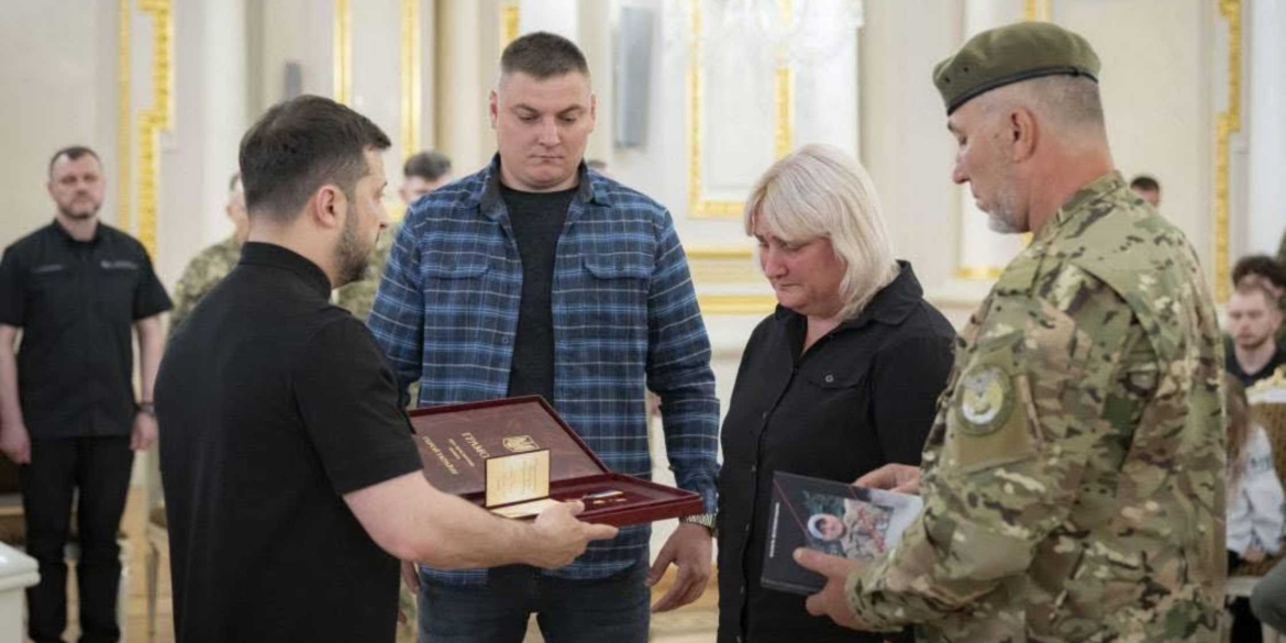 Захисника з Барської громади нагородили званням Героя України – посмертно