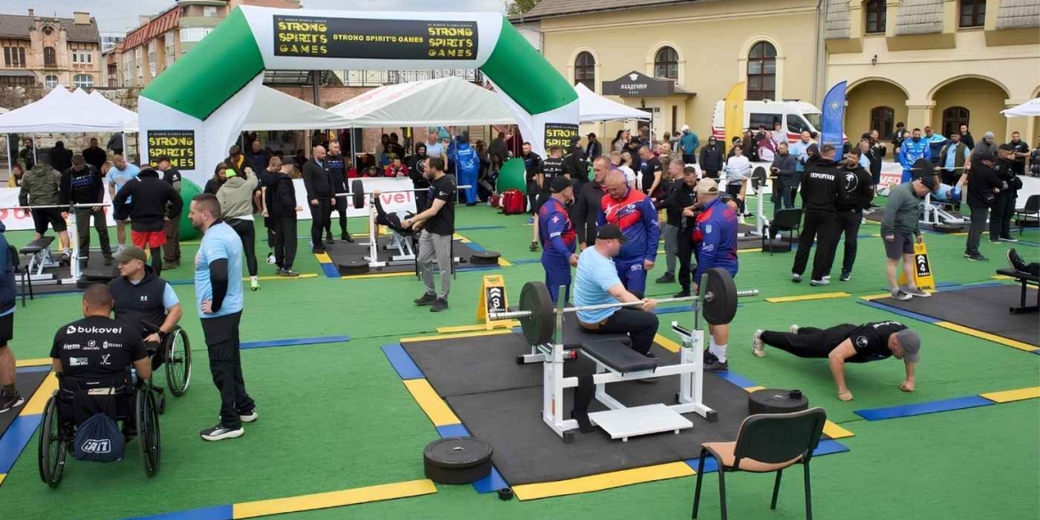 Залізний дух та 16 золотих нагород вінницькі ветерани тріумфували на престижних змаганнях