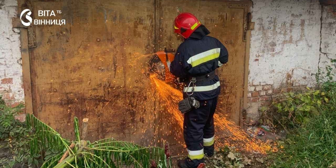 Зарядний пристрій підпалив гараж на вулиці Героїв Нацгвардії у Вінниці