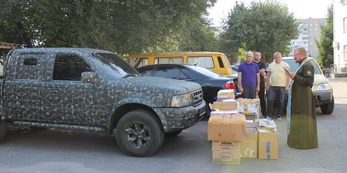 Жителі Калинівської громади передали захисникам ще один автомобіль