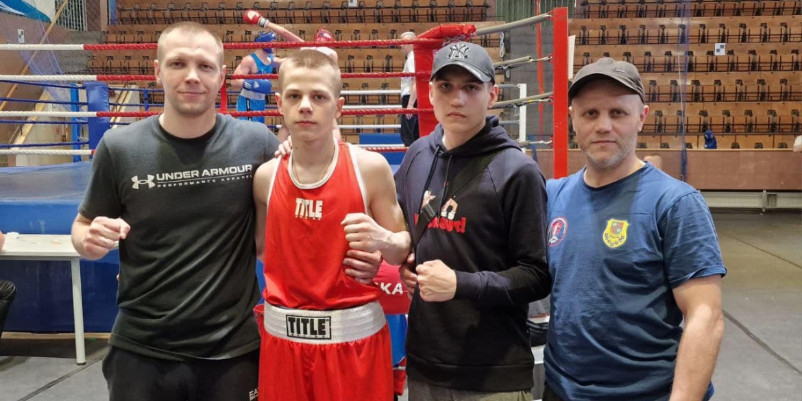 “Золото” та “бронзу” привезли боксери з міжнародного турніру в Вінницю