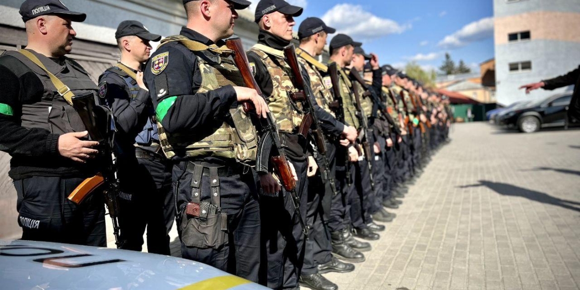 Зведений загін вінницьких поліцейських повернувся із Київщини