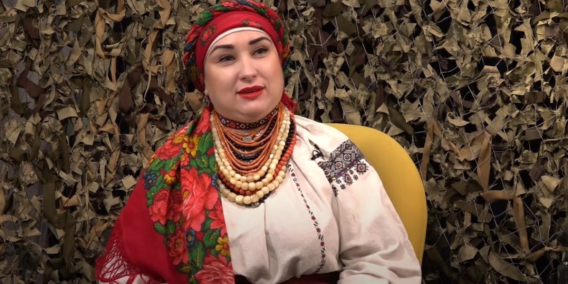 Звідки родом тернова хустка: українські головні убори жінок та дівчат