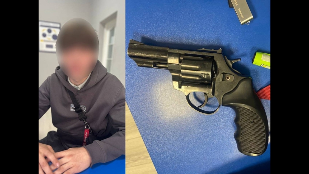 Embedded thumbnail for 16-річний підліток стріляв вночі по перехожому у Вінниці