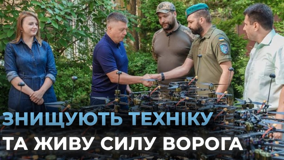 Embedded thumbnail for Ще дві військові бригади отримали спецтехніку від Вінниці