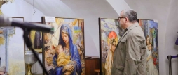 «Мадонни», що бачили війну у головному соборі Вінниці відкрили унікальну виставку