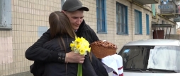 «Телефон випав із рук» як вінничанин дізнався про повернення брата-героя та що довелося пройти захиснику