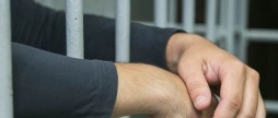 За передачу наркотиків засудженому, вінничанину "світить" до 10 років за гратами