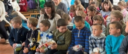 Акція «Діти дітям»учні вінницького ліцею привітали однолітків у Старій Прилуці