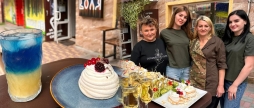 Бандерівський коктейль та військова атрибутика: сім'я захисників відкрила у Жмеринці патріотичне кафе "Воля"