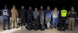 Ділки з Одеси й Житомира намагалися заробити на переправленні чоловіків через кордон Вінниччини