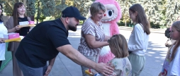 Для дітей із багатодітних родин у Вінниці організували інтерактивний захід до Дня знань
