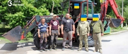 Для фортифікацій і окопів Калинівська громада відновила спецтехніку для військових