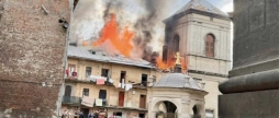 Дрони атакували центр Львову, горить будинок в центрі міста