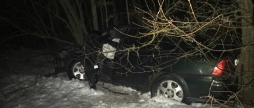 В Жмеринському районі водій Alfa Romeo протаранив Opel та втік з місця ДТП. Є постраждалі