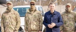 Два пікапи передали з Вінниці елітному підрозділу «Альфа»