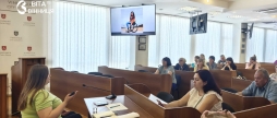 Двори без бар’єрів у Вінниці голів ОСББ навчають доступності та коректної комунікації