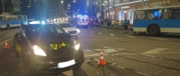 У Вінниці в ДТП на площі Гагаріна постраждала пасажирка мотоцикла