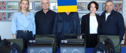 Калинівчани передали захисникам пошукові прожектори для виявлення "шахедів"