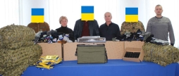 Калинівська громада передала захисникам зарядні пристрої та техніку