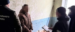 Колишній військовослужбовець вінницької частини вимагав гроші у синів загиблого воїна
