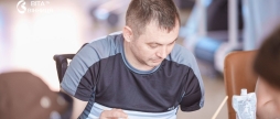 Малювання кавою та на мушлях у вінницьких лікарнях поранені бійці відновлюються через арттерапію
