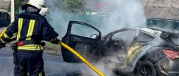 Машини у вогні та загроза будівлям на Вінниччині за добу ліквідували п’ять пожеж